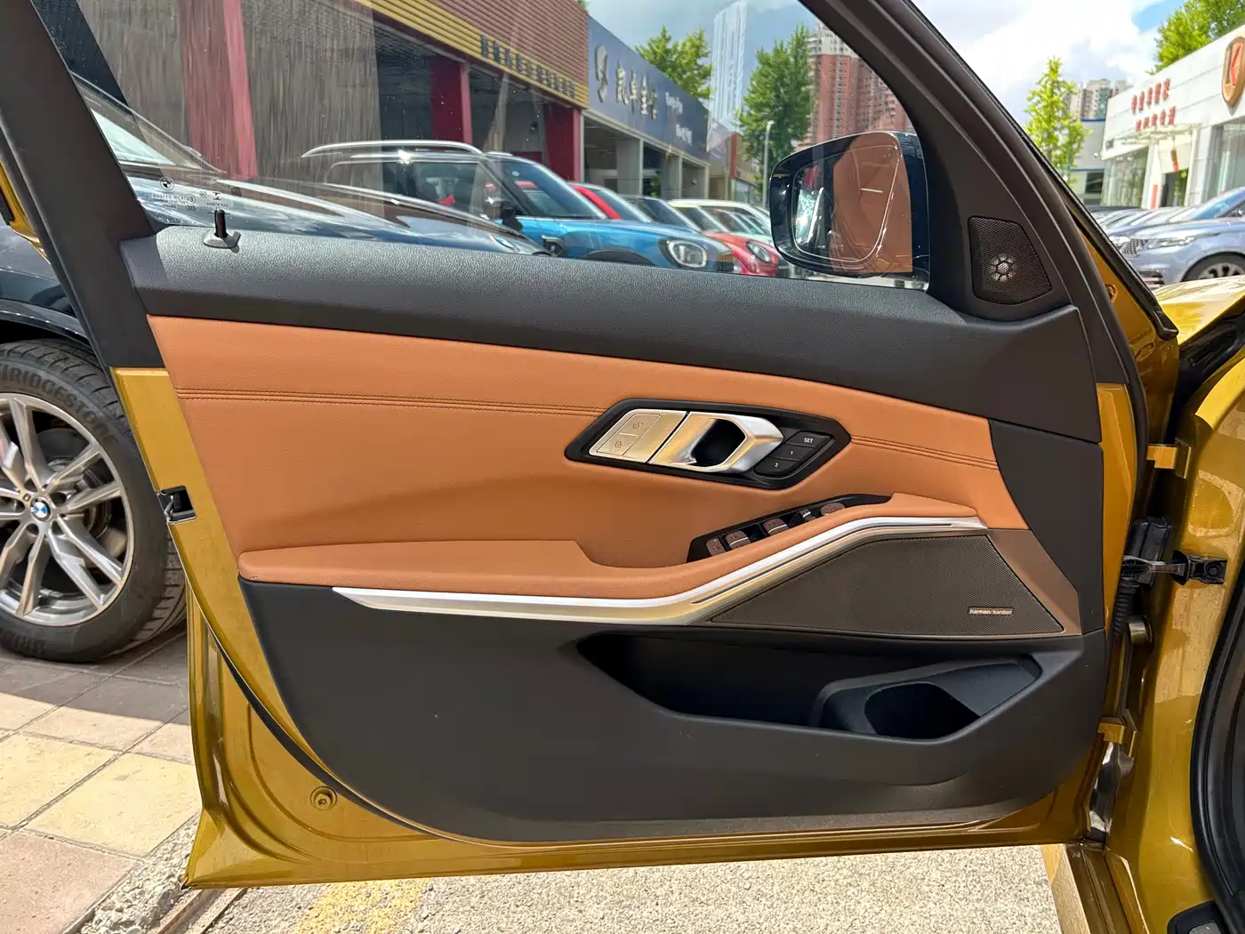 BMW 3 Series 2020 330i M Sport Blackout Package фото 18