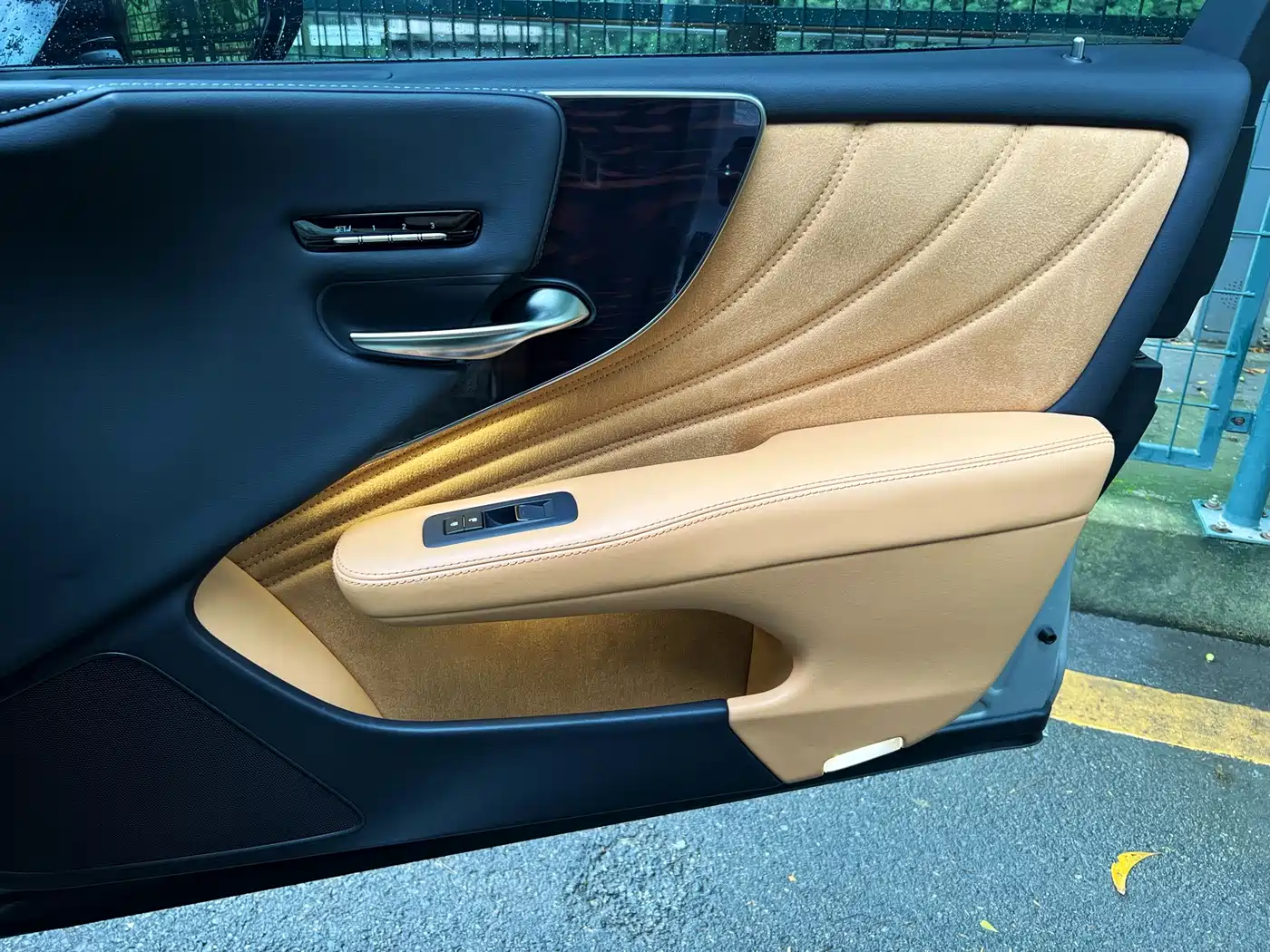 Lexus LS 2022 2021 500h Luxury Edition