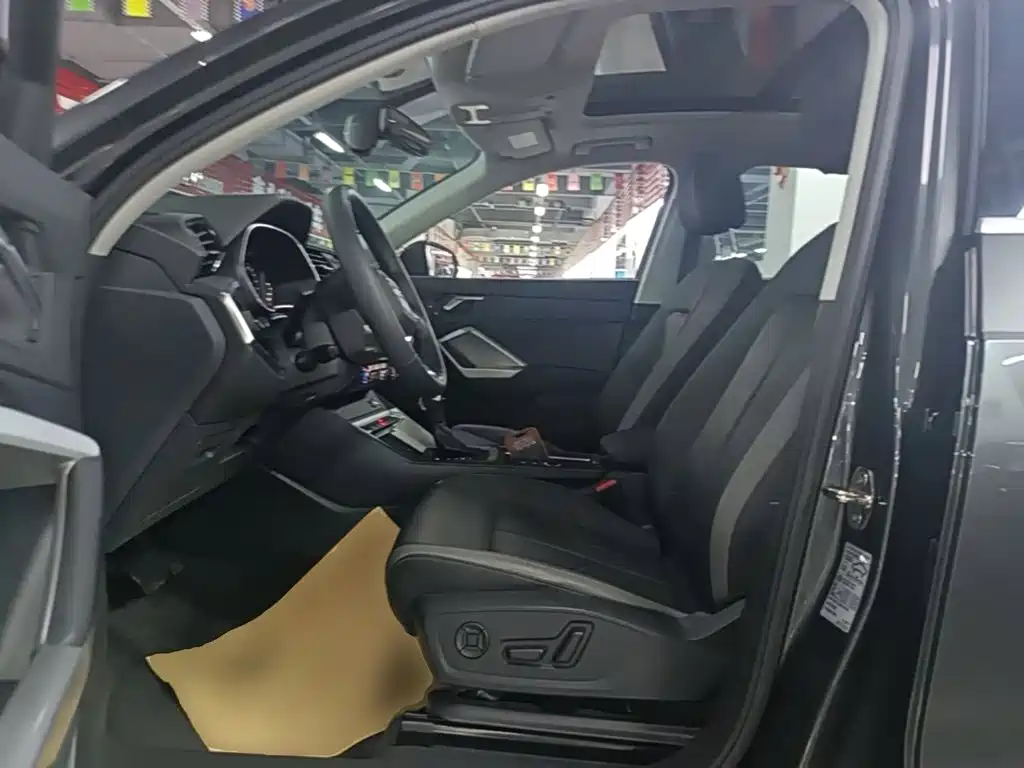 Фото 15 - Audi Q3