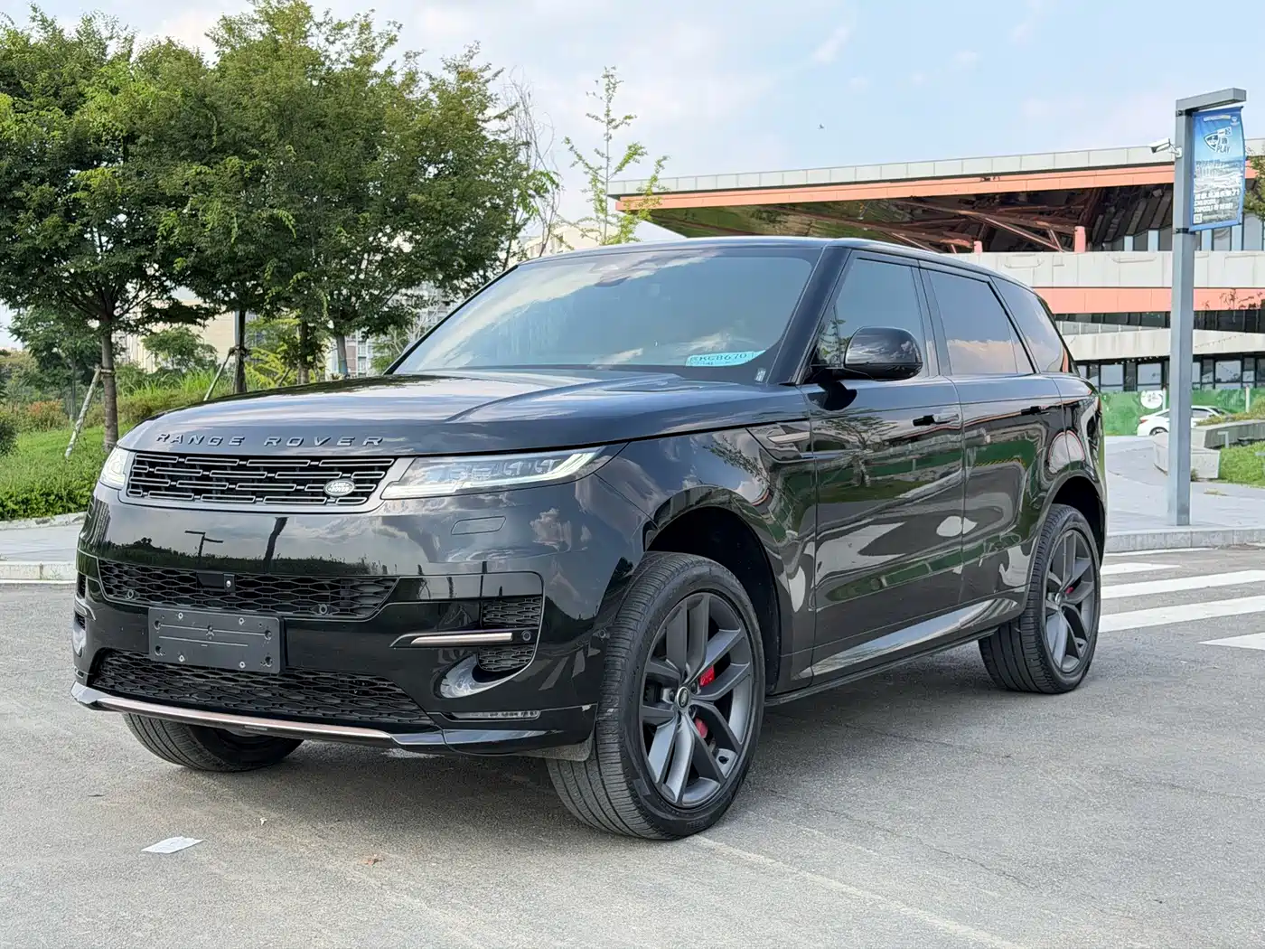 Land Rover Range Rover Sport 2025 2025 400PS Dynamic SE
