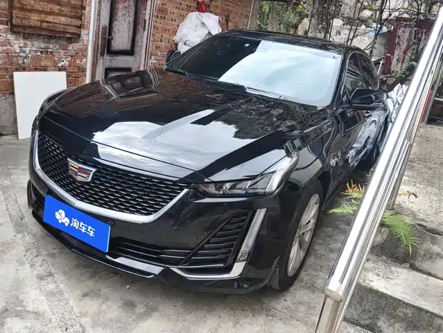 Cadillac CT5 28T, Люкс, Стандарт