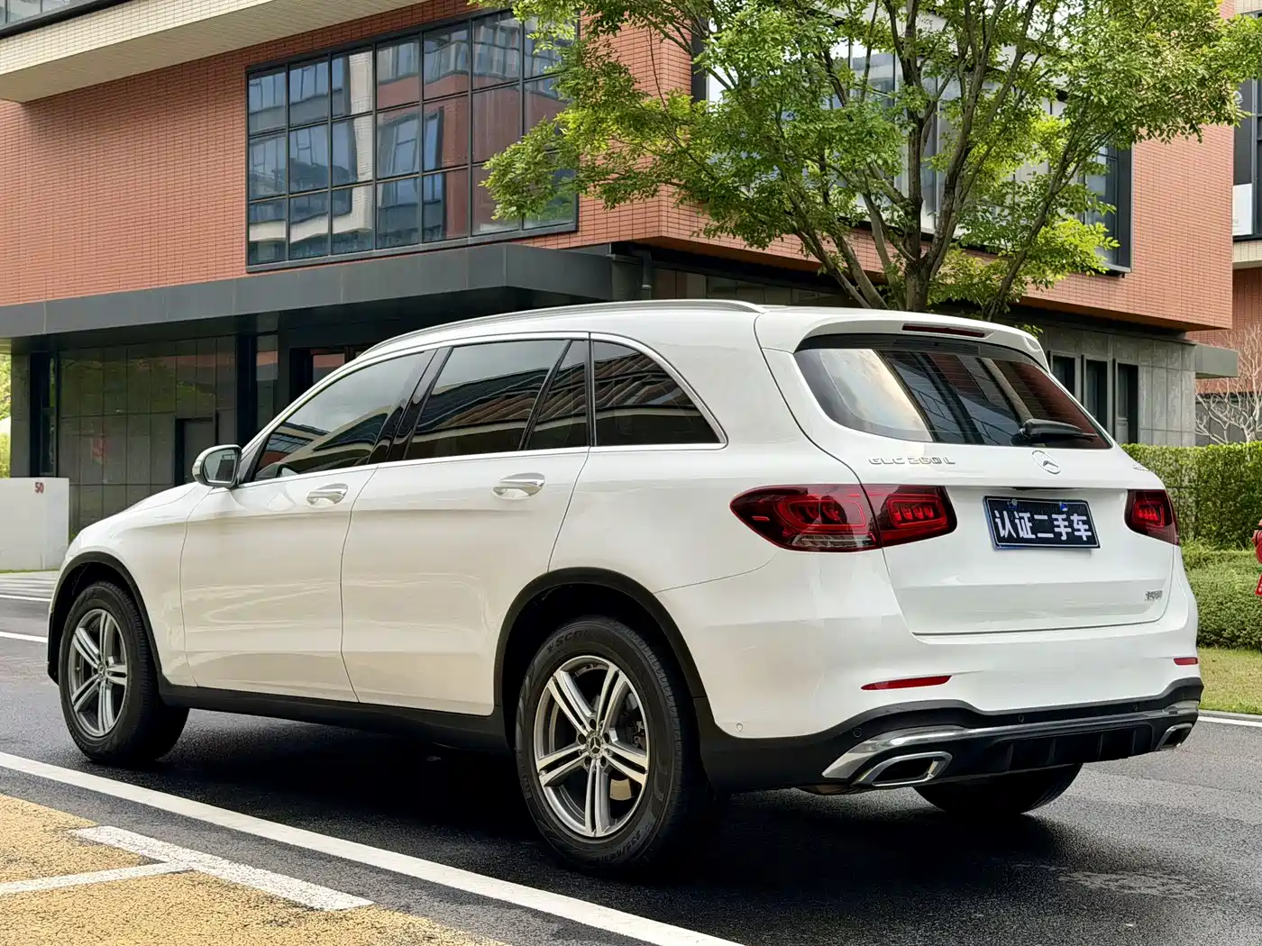 Mercedes-Benz GLC 2020 GLC 260 L 4MATIC Luxury фото 10