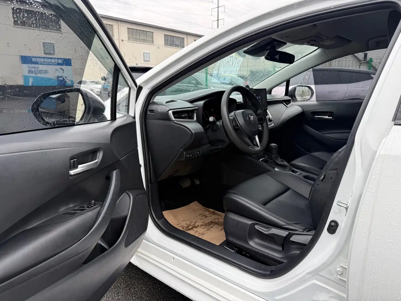 Toyota Levin 2023 Smart Hybrid 1.8L Leading Edition фото 10