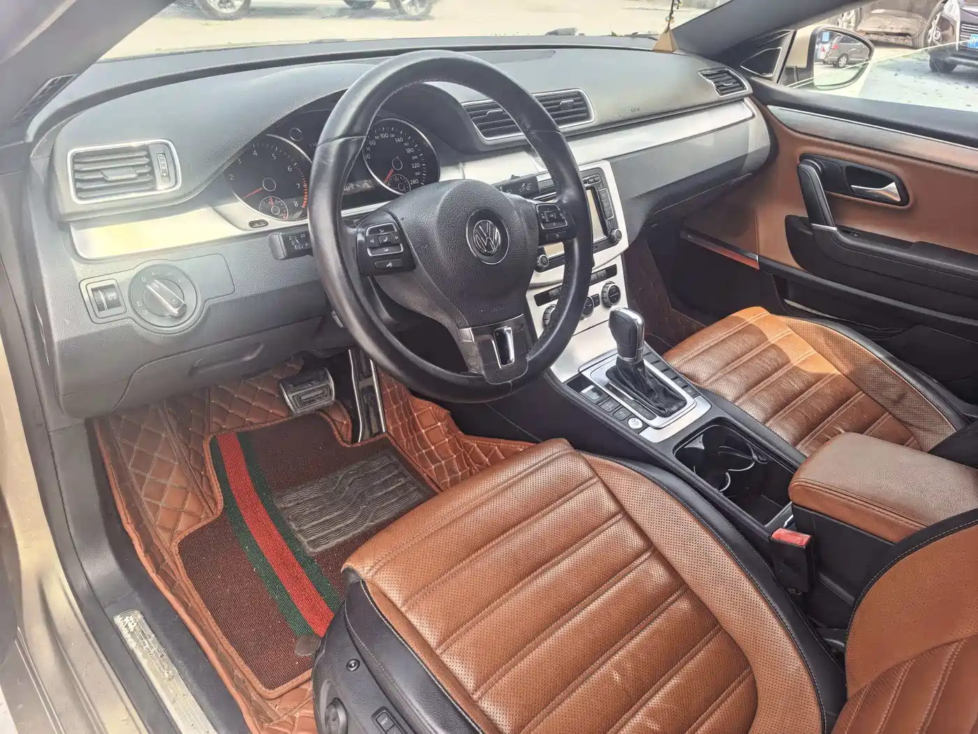 Volkswagen FAW-Volkswagen CC 2013 1.8TSI Premium фото 4