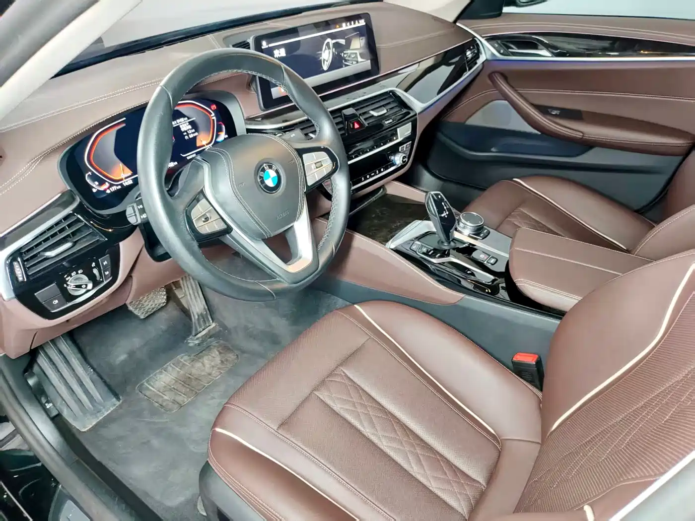 BMW 5 Series 2022 525Li Luxury Package фото 6