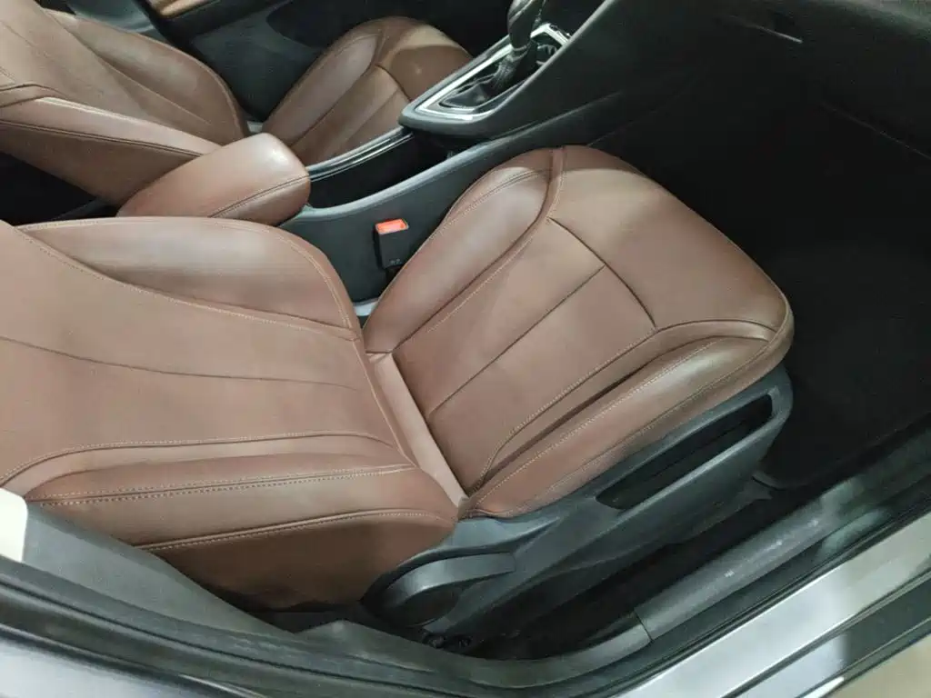 Buick GL6 2017 2018 18T 6-Seater Premium