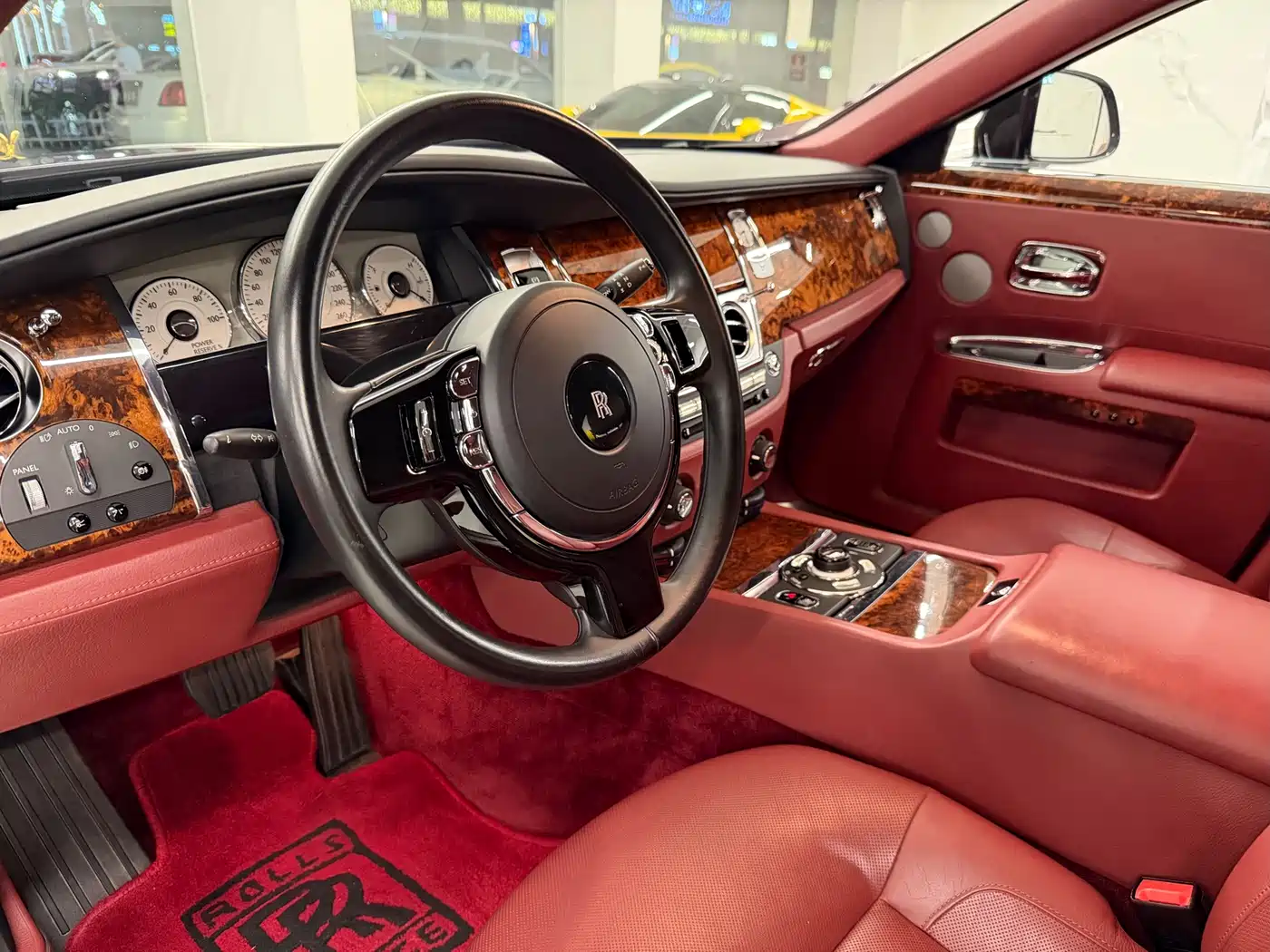 Rolls-Royce Ghost 2013 2012 6.6T Extended Version