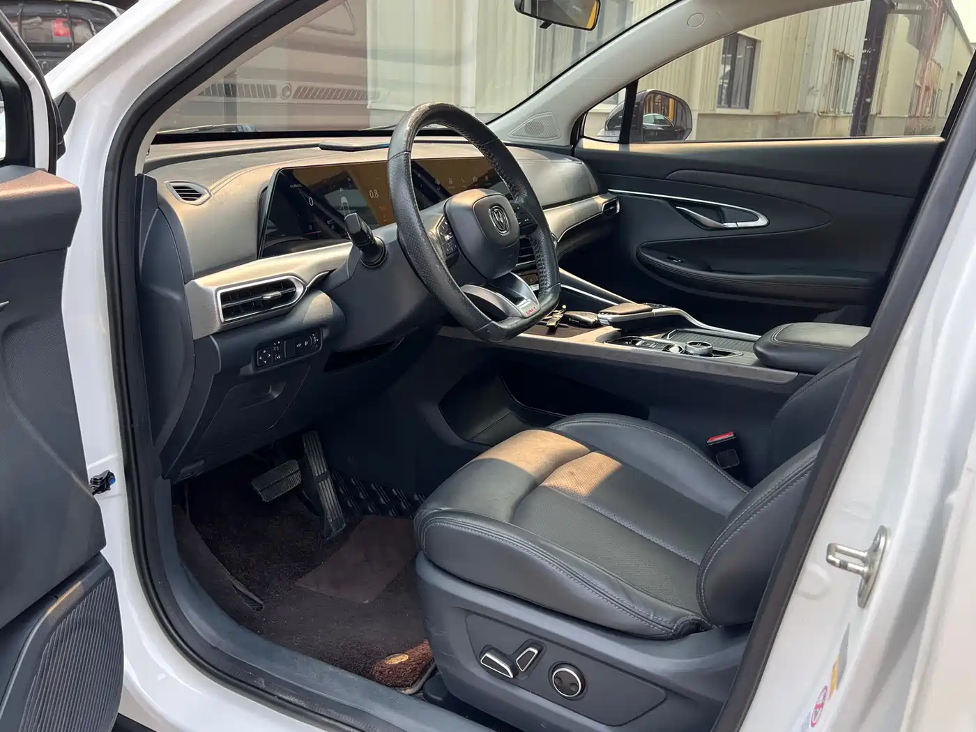 CHANGAN UNI-T