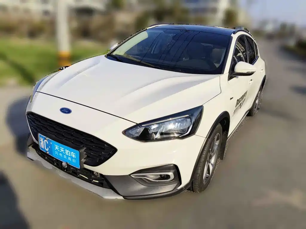 Ford Focus Active 2020 2020 EcoBoost 180 Auto Trendy Edition