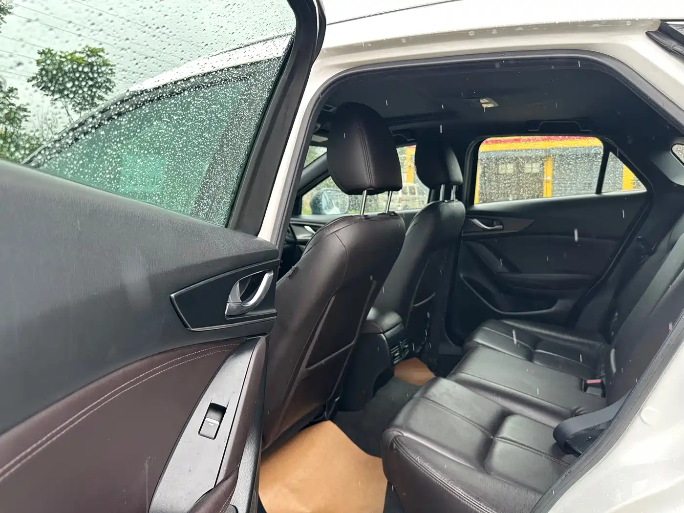 Photo 12 - Mazda CX-4