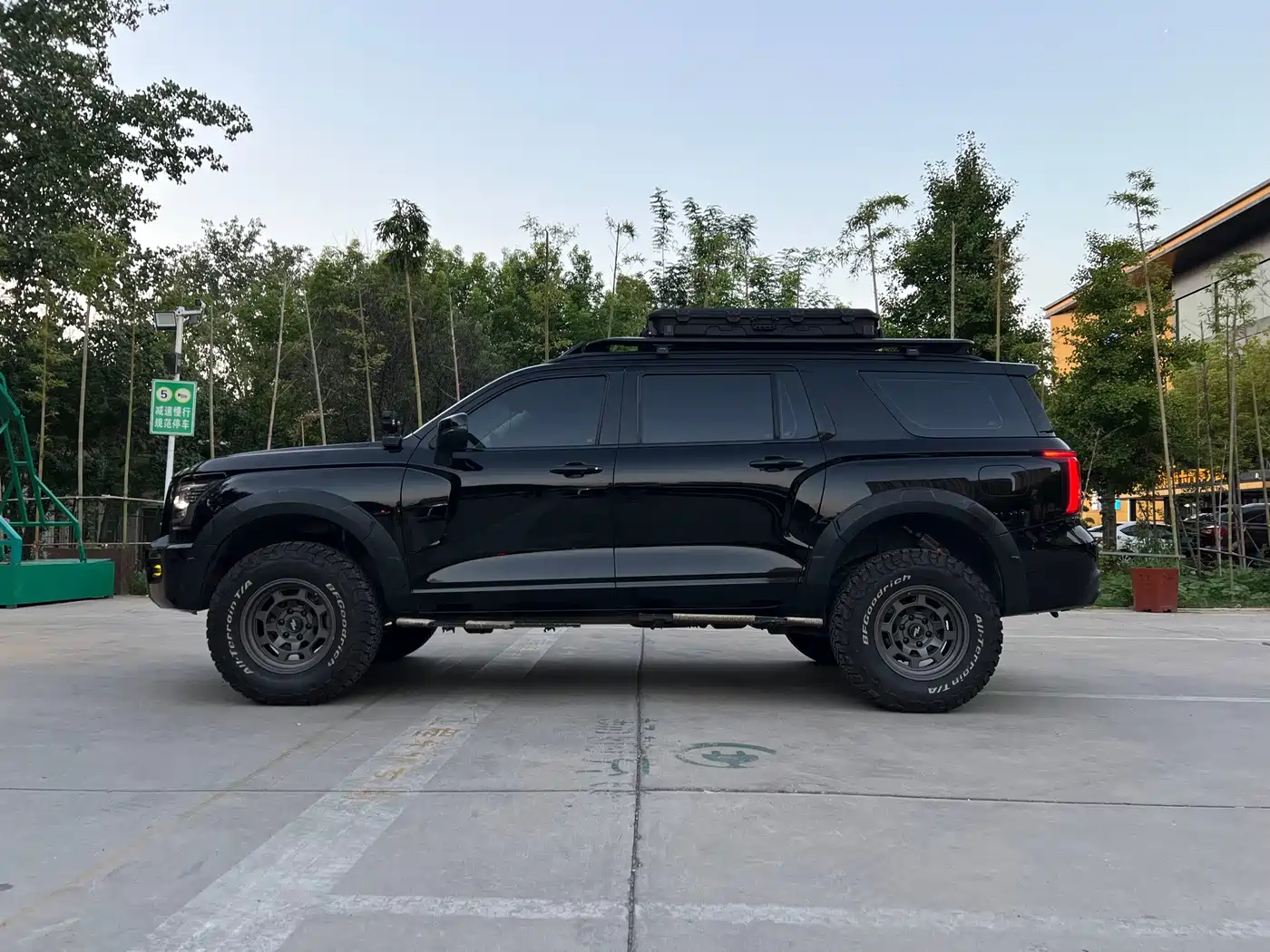 Haval H5 2025 2025 2.0T Auto 4WD Pioneer Edition (Gasoline)