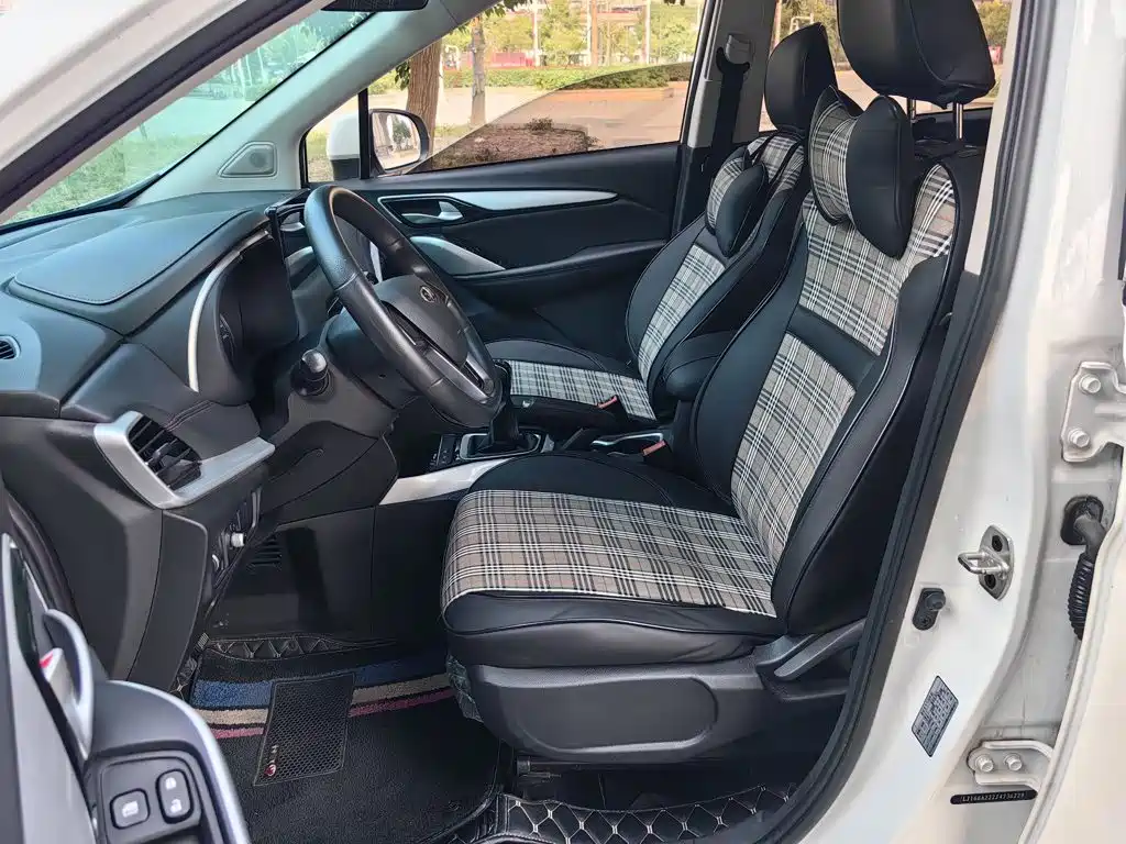 JAC JAC Refine R3 2019 2018 1.6L Manual Comfort