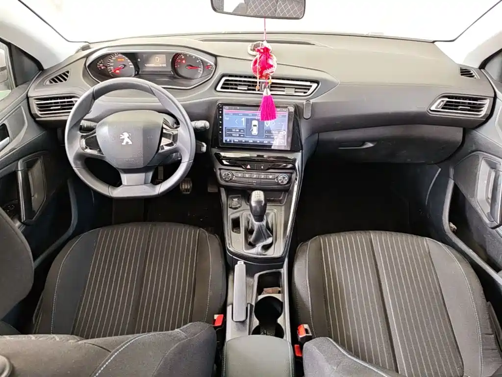 Peugeot 308 2018 2016 1.6L Manual Fashion
