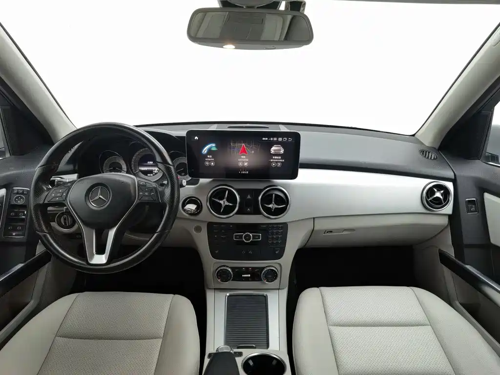 صورة 5 - Mercedes-Benz GLK-Class
