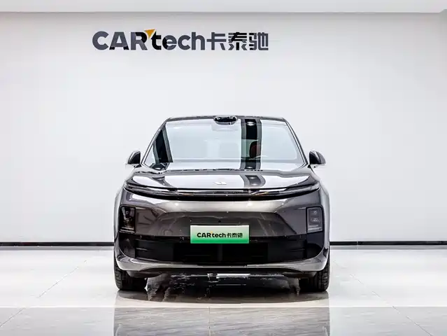 Li Auto L6 2024