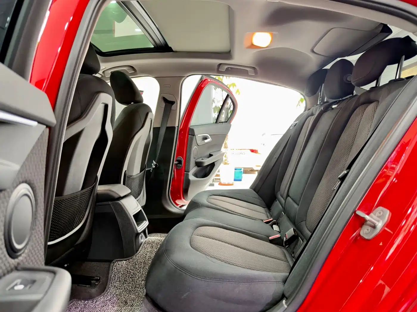 BMW 1 Series 2017 120i Design Package фото 11