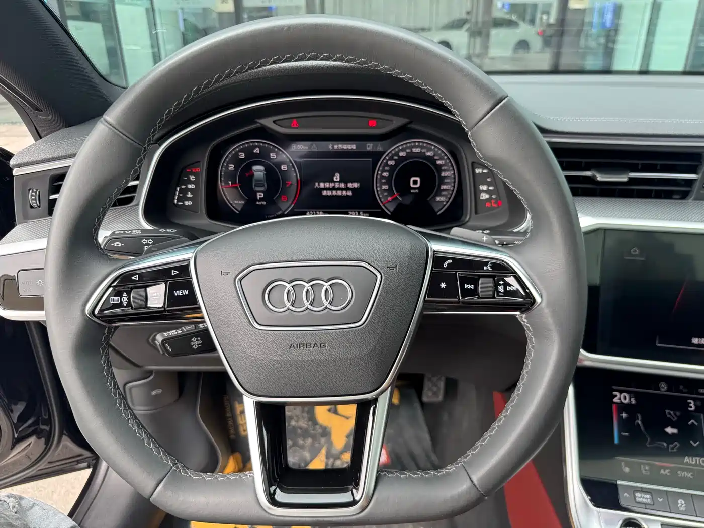 Audi A7L 2024 45 TFSI quattro S-line Black Warrior Edition фото 12