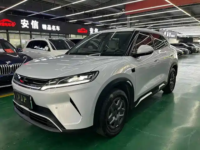 BYD Yuan UP 2025