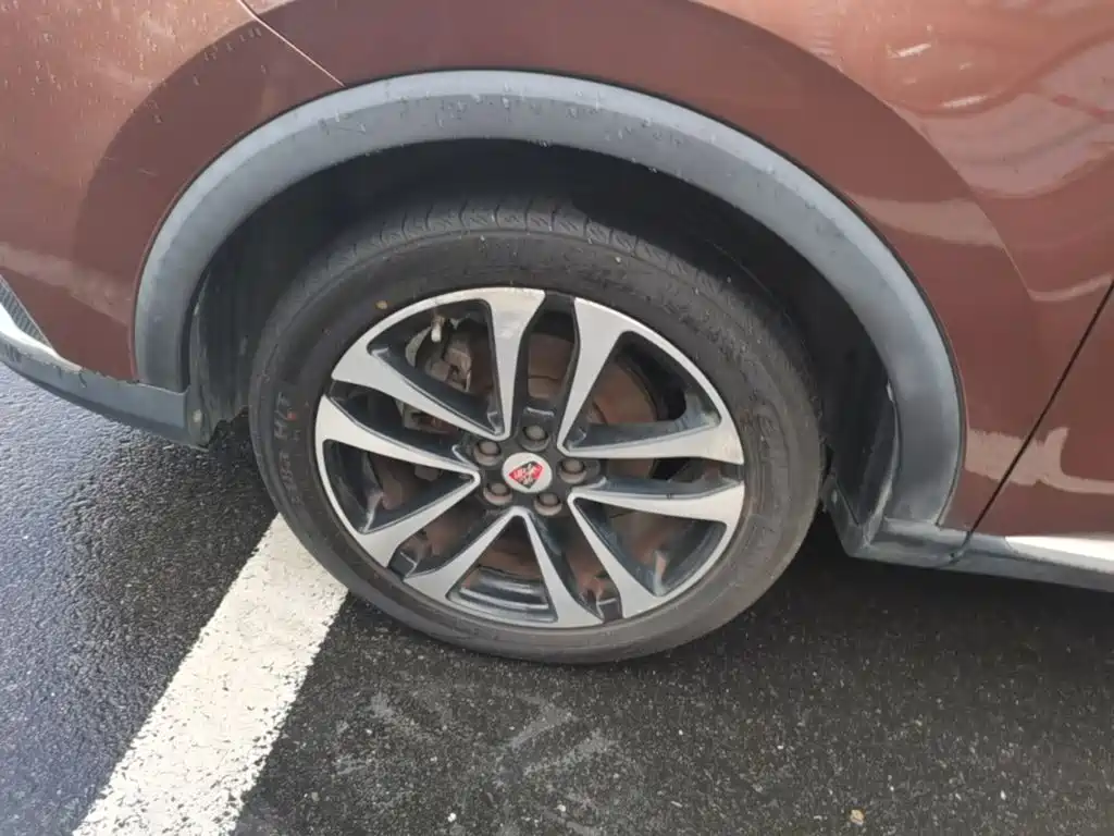 Roewe RX3 2020 2020 1.6L CVT 4G Ultra Comfort Flagship