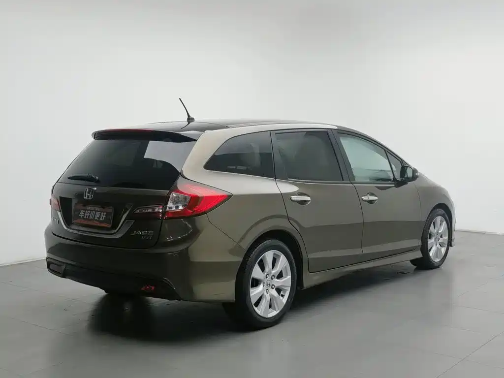Honda Jade 2014 2014 1.8L CVT Luxury 5-seater