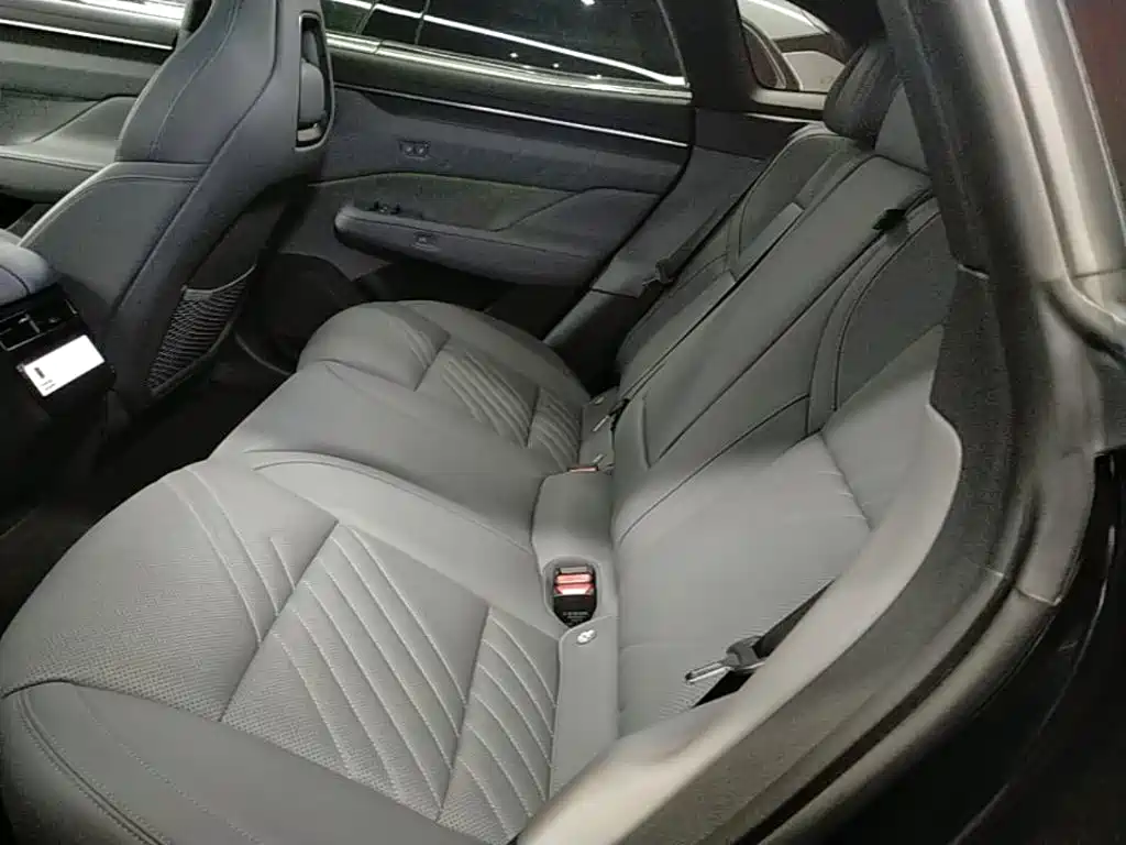 ZEEKR 001 2025 2025 YOU Edition 100kWh AWD