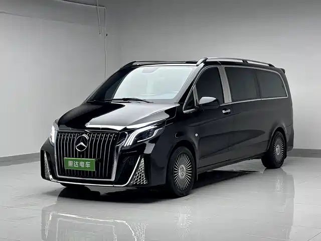 Mercedes-Benz Vito 2024