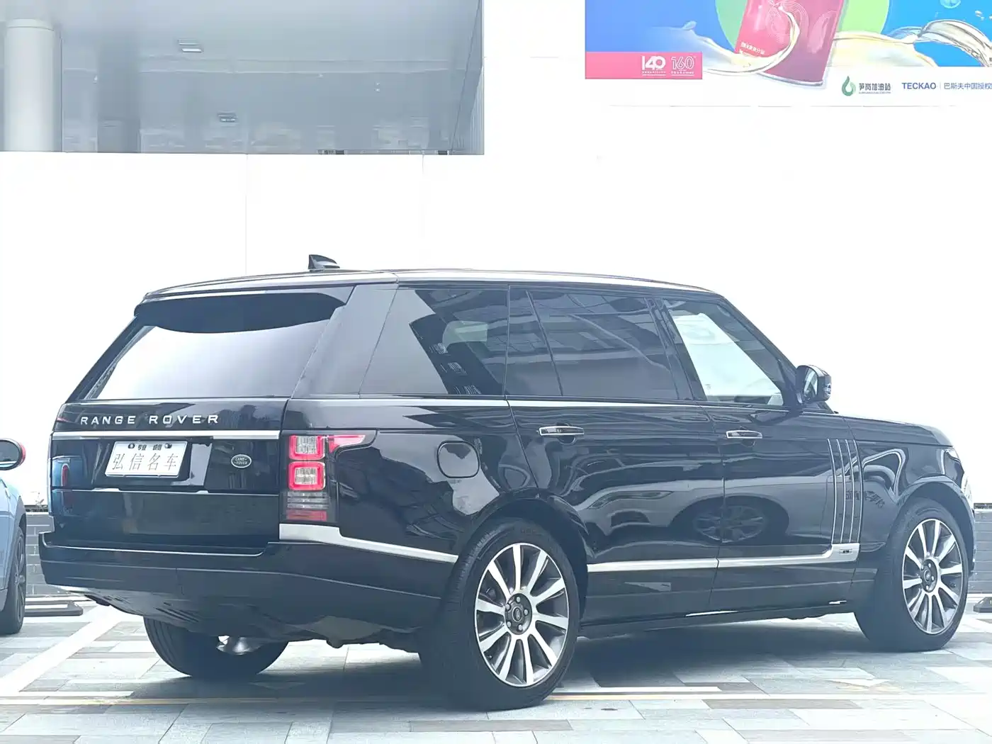 Land Rover Range Rover 2017 3.0 SC V6 AB Ultimate Autobiography LWB фото 3