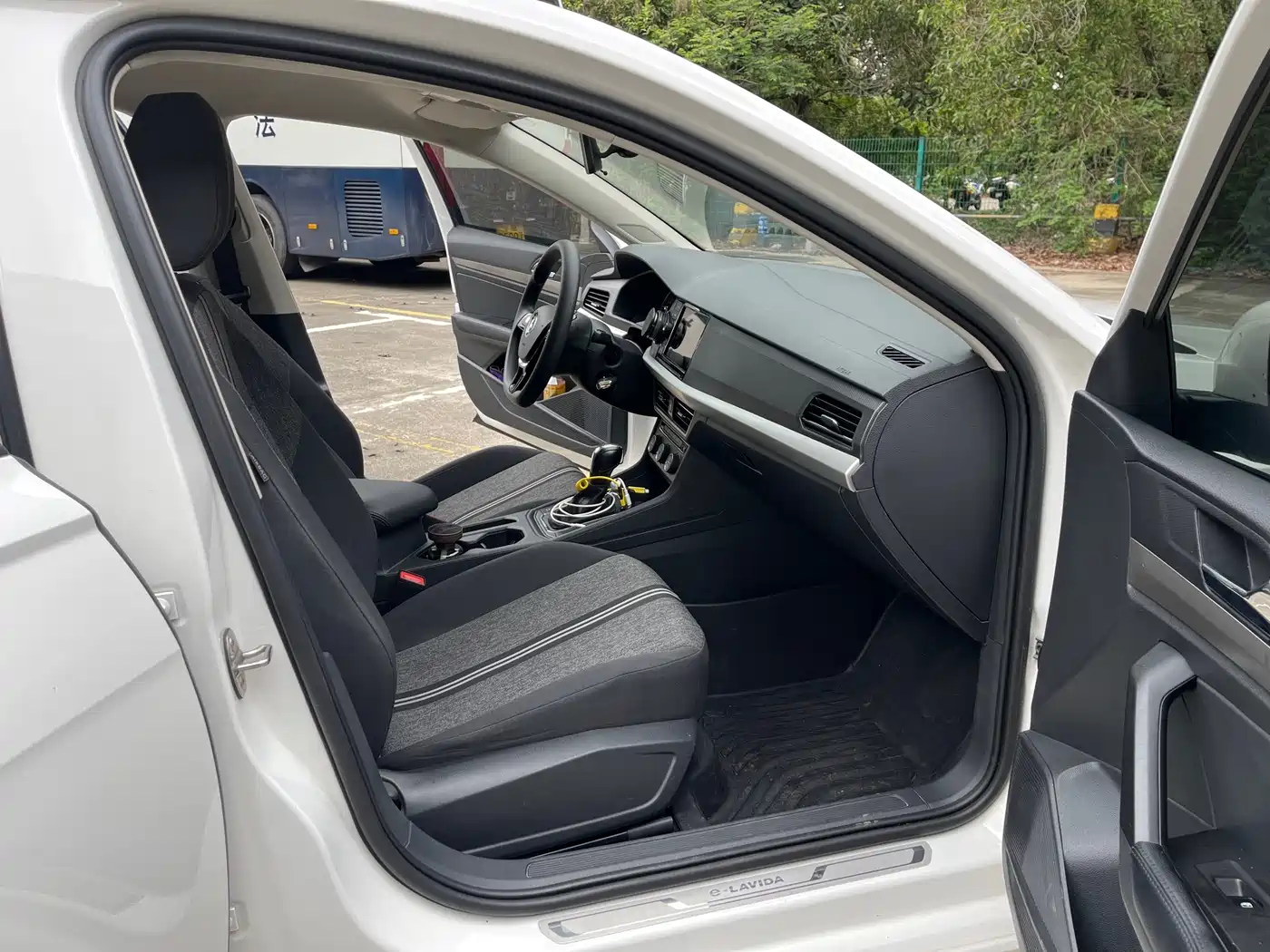 VOLKSWAGEN Lavida Pure Electric