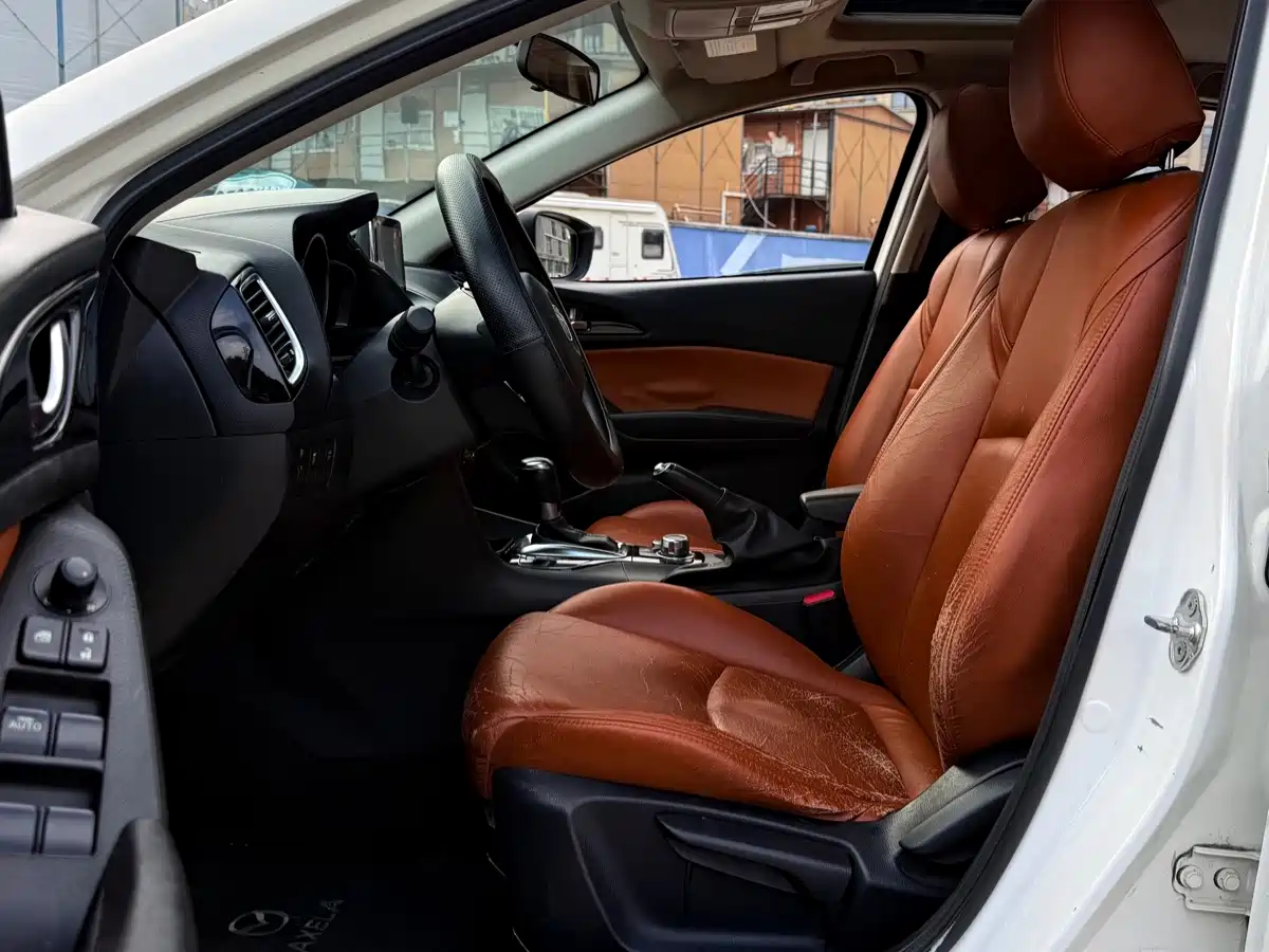 Mazda Mazda 3 2014 2014 Sedan 1.5L Automatic Luxury