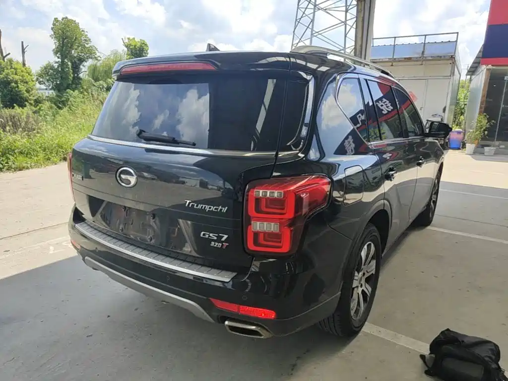 GAC Trumpchi Trumpchi GS7 2019 2017 320T 2WD Luxury Smart Connect