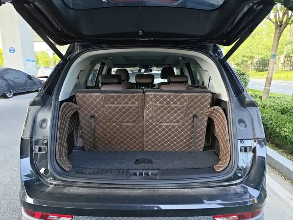 Jetour X90 PLUS 2023 2023 Facelift 1.6TD DCT Villa 7-seater