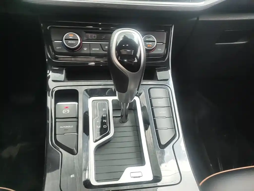 Geely Emgrand GL 2020 2020 1.4T CVT Luxury
