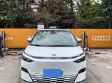 Фото 2 - XPeng X9
