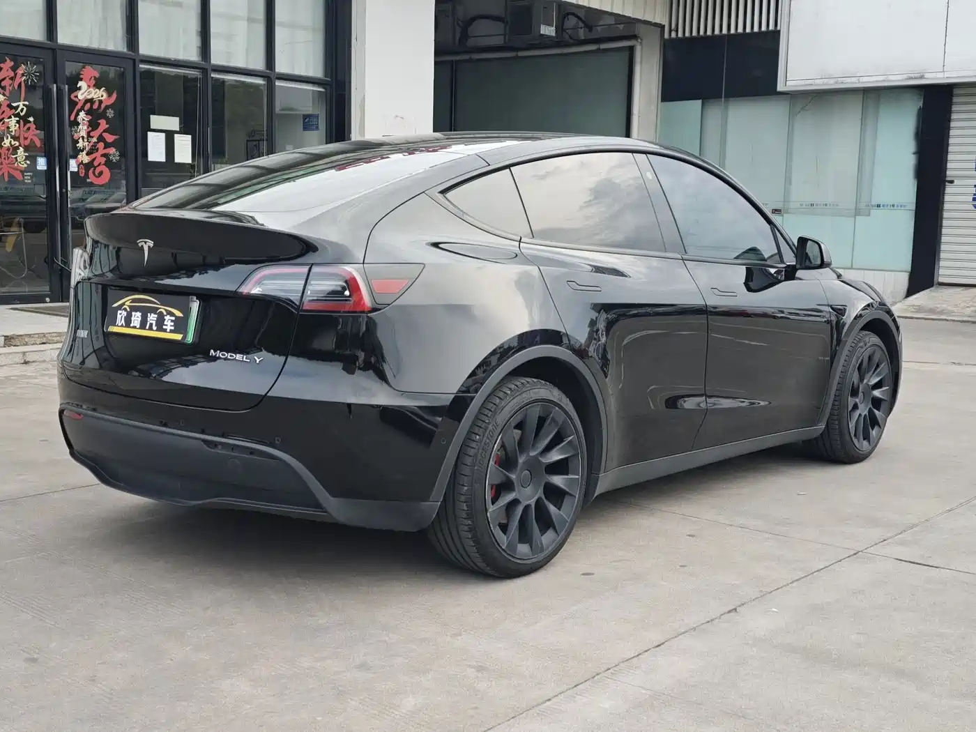 Фото 4 - Tesla Model Y