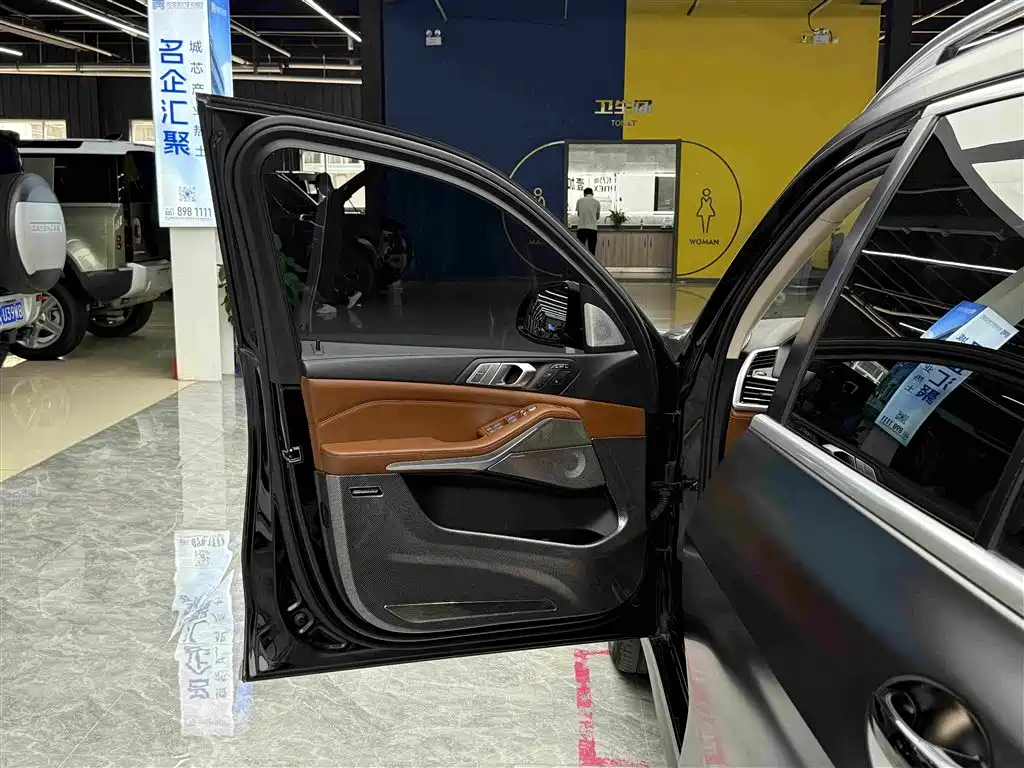 Фото 7 - BMW X7