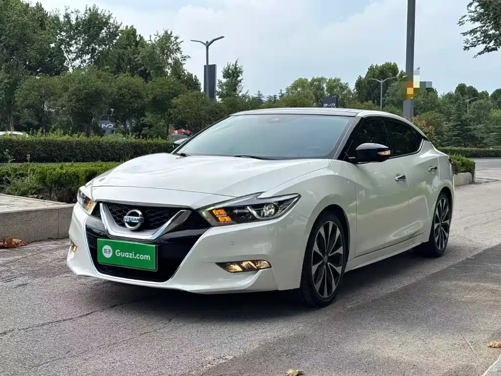 Nissan Cima 2016 2.5L XV Ultimate Edition