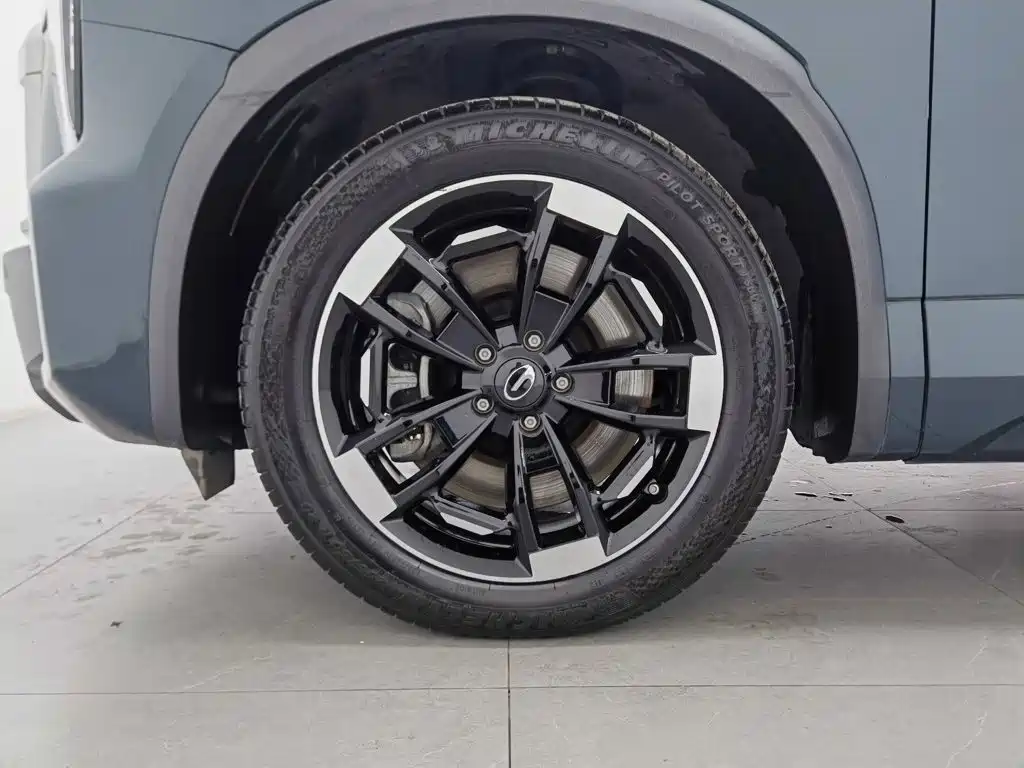 GAC Trumpchi Trumpchi ES9 2024 2024 PHEV 143km Traveler Pro