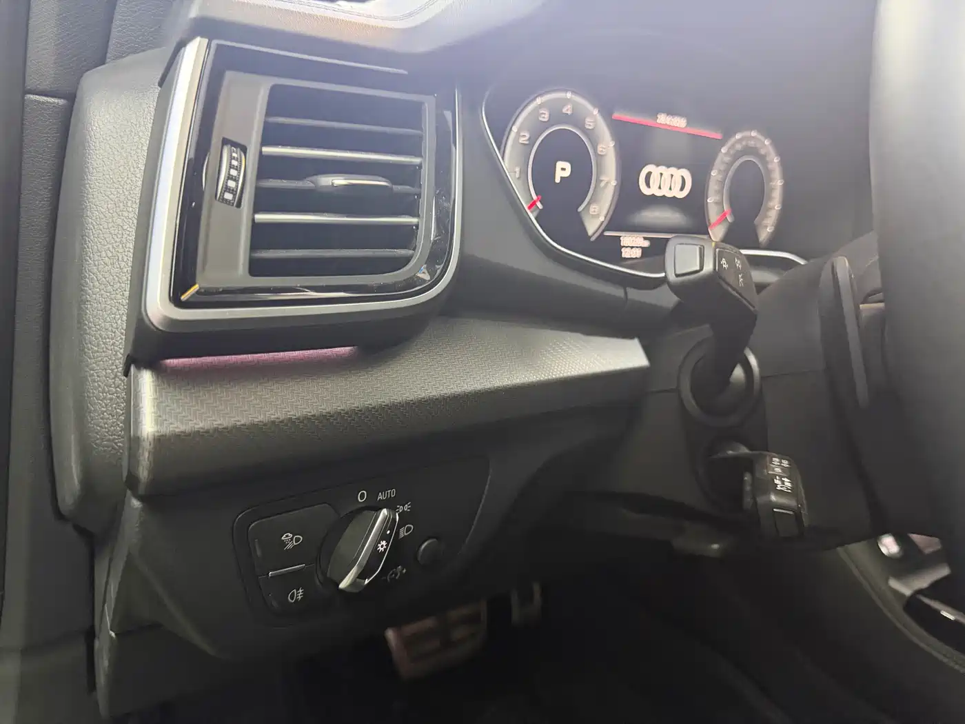 Audi Q5L 2025 40 TFSI Luxury Dynamic фото 6