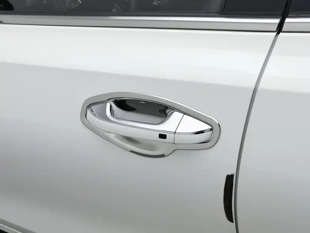 Photo 18 - Kia K3