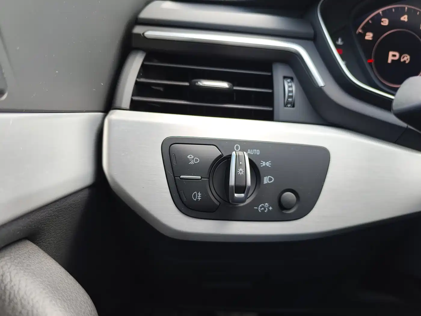 Фото 31 - Audi A5 (Import)