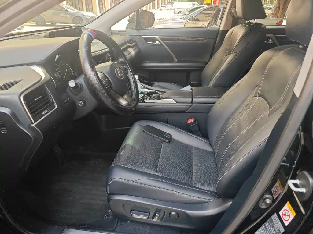 Lexus RX 2016 2016 300 2WD Comfort Edition China V
