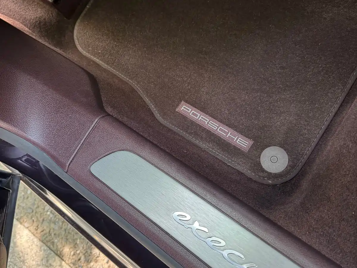 Porsche Panamera 2014 Panamera Turbo Executive 4.8T фото 18