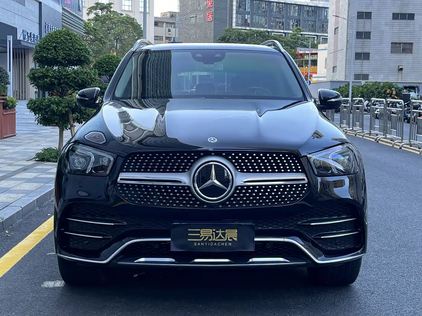 Mercedes-Benz GLE 2020 Facelift GLE 450 4MATIC Luxury фото 2