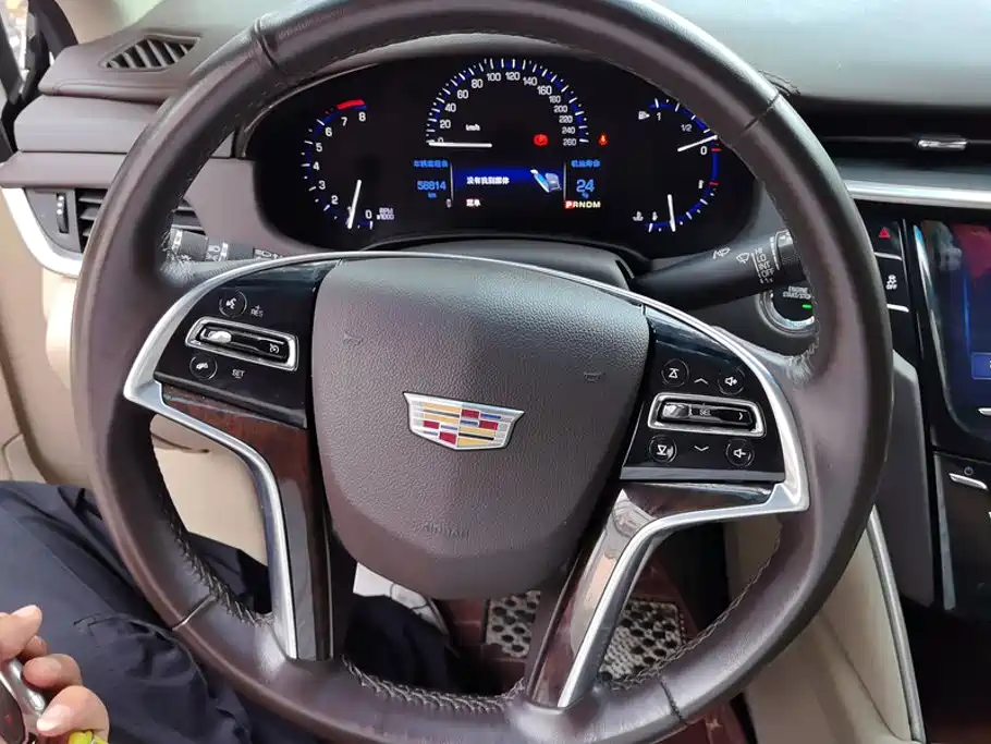 Photo 15 - Cadillac XTS