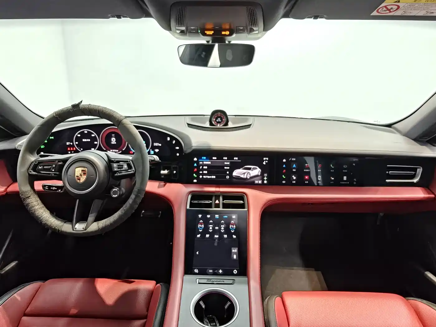 Porsche Taycan 2025 2024 Taycan 4 Cross Turismo