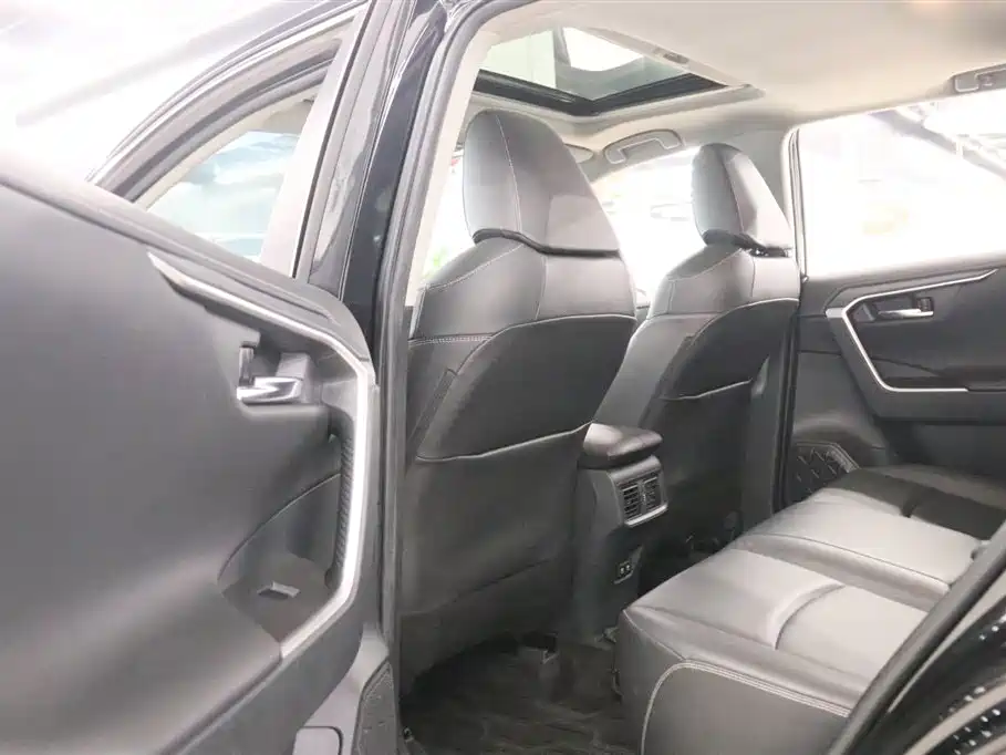 Toyota RAV4 Rongfang 2020 2.0L CVT 4WD Fashion PLUS фото 16