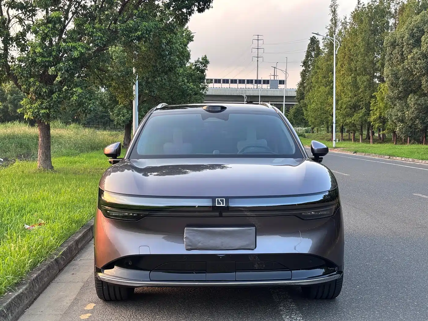 ZEEKR 7X 2025 2025 Model 75kWh RWD Smart Driving Edition