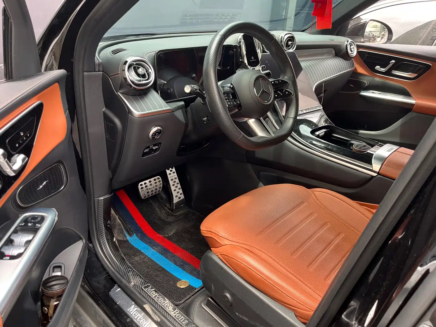 MERCEDES-BENZ GLC