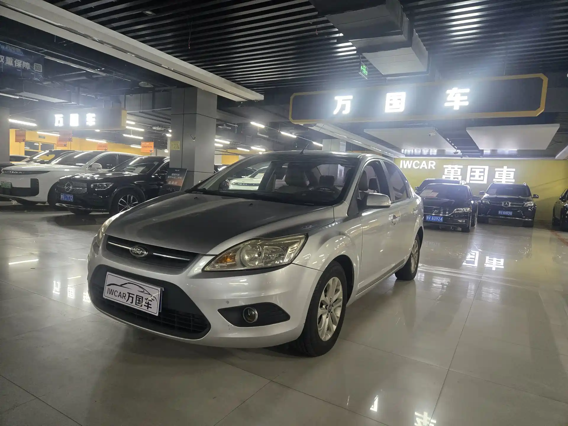 Фото 2 - Ford Focus