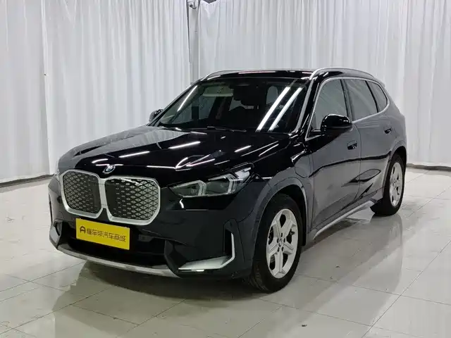 BMW iX1 2026 2026 eDrive25L X Design Package